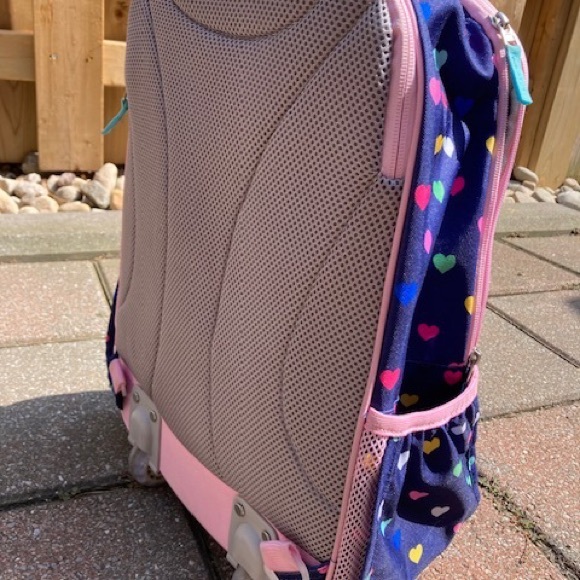 Backpack with wheels - Picture 3 of 6